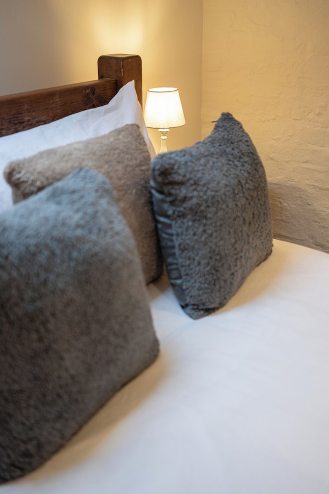 Coach House - Lovely Home in Cheltenham