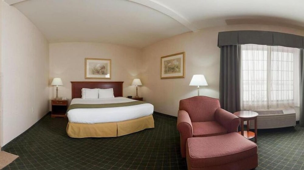 Lebanon Vacations - Holiday Inn Express Lebanon, an IHG Hotel - Property Image 26