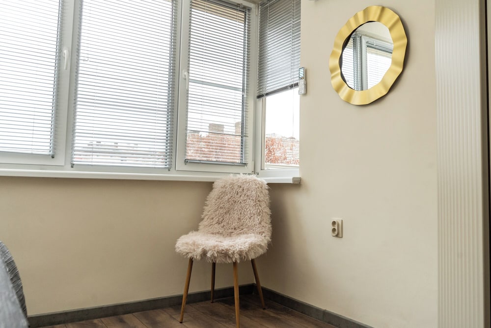 Apartment 8