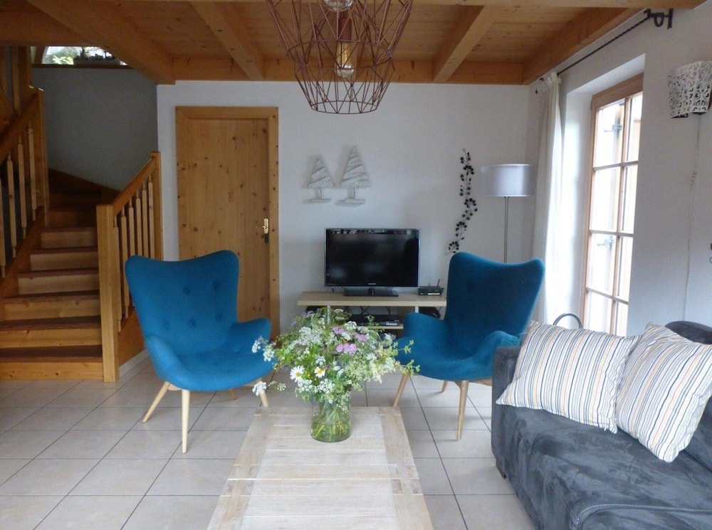 Quiet Chalet With Sauna in Konigsleiten