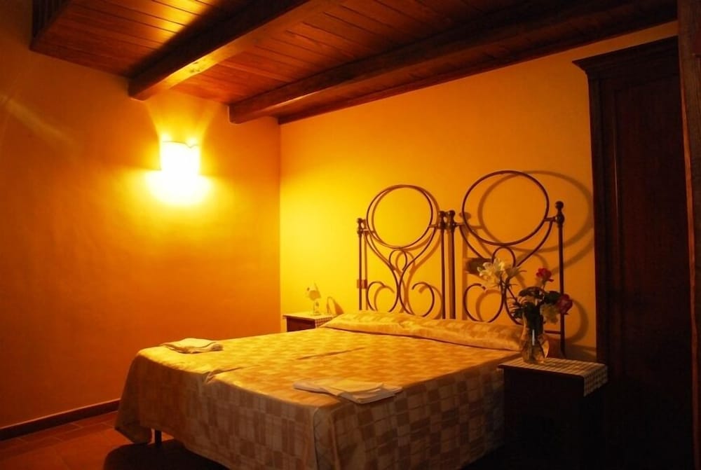 Azienda Agrituristica La Canestra view 3
