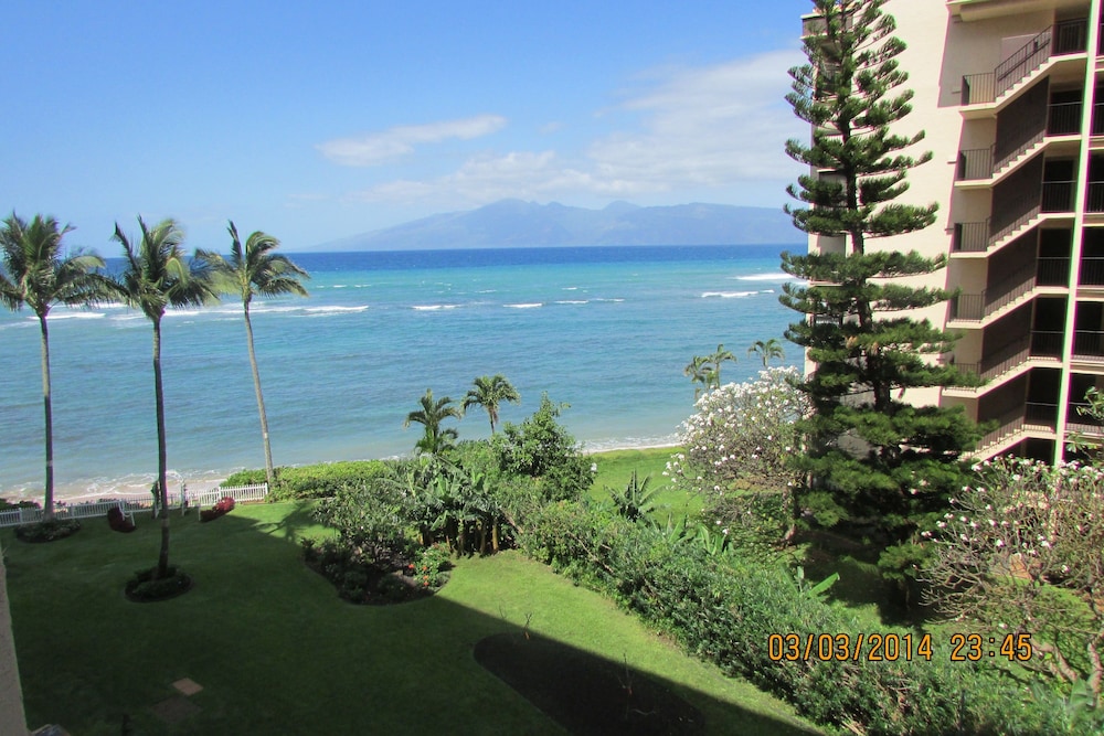 Royal Kahana Resort by rkmaui