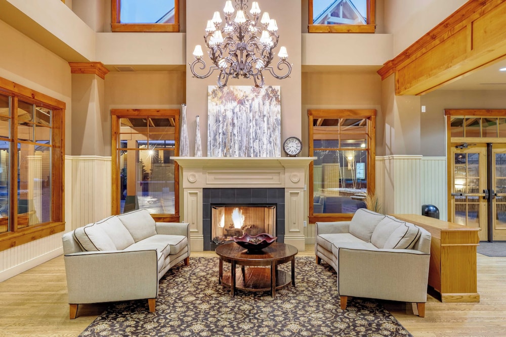Steps to Lifts, Peak 9, Main Street Balcony, Lounge Pool Water House 5204