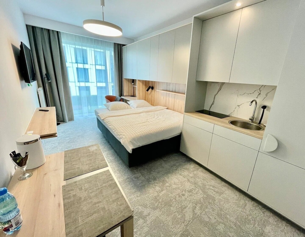Wilanow Residence Apartments view 4
