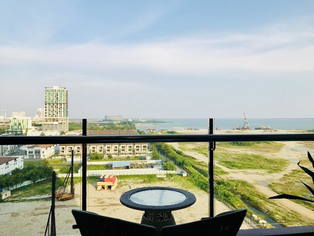 Atlantis Apple Home Melaka Town Area