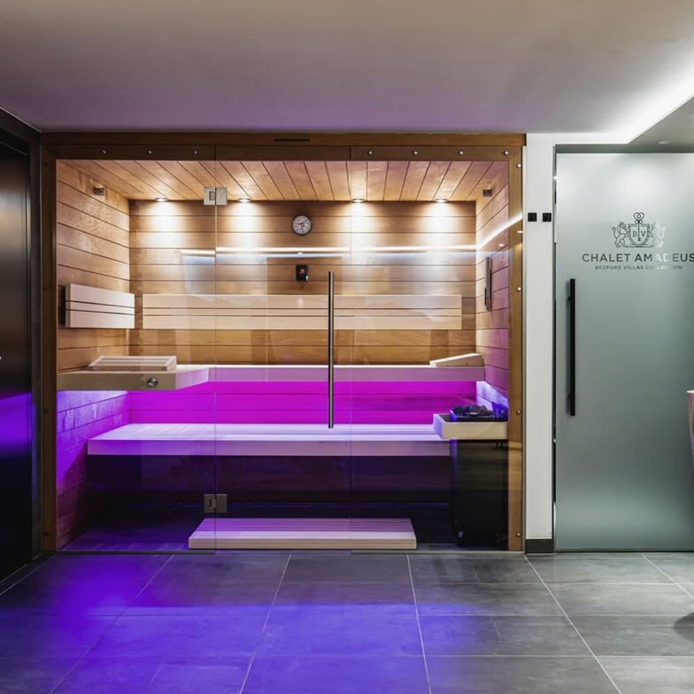 Chalet Amadeus - Designer Luxury Chalet for 14