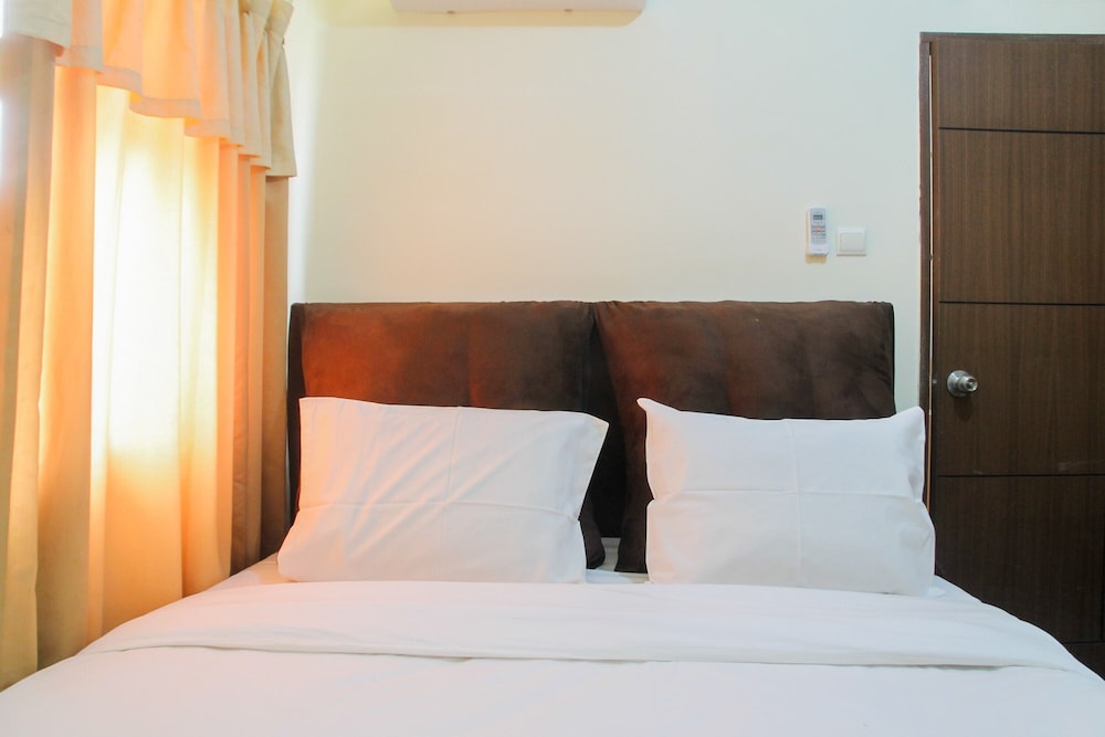 Cozy 1BR + 1 at Kemang View Apartment Bekasi view 2