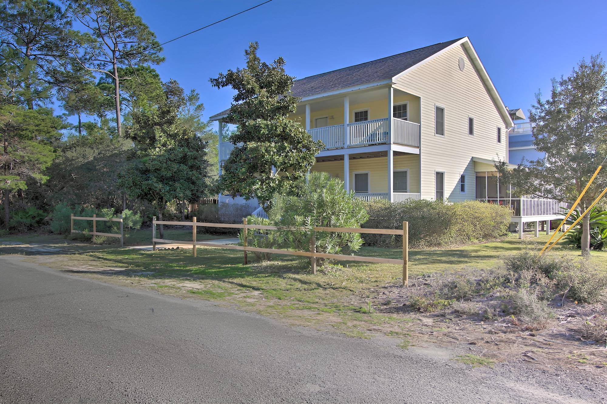 Family-friendly Home w/ Pool, Easy Walk to Beach! view 2
