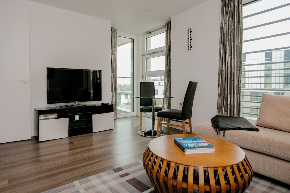 Modern 1 Bedroom Flat in Wandsworth