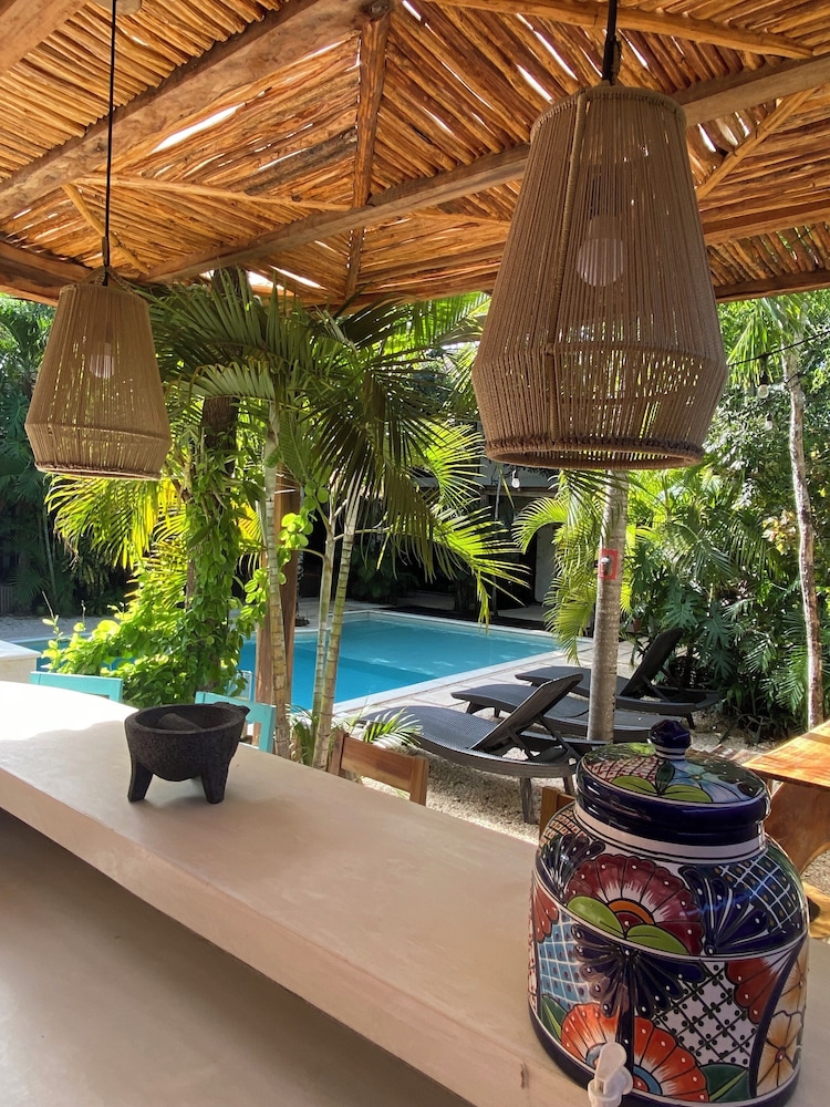 TRECE LUNAS TULUM