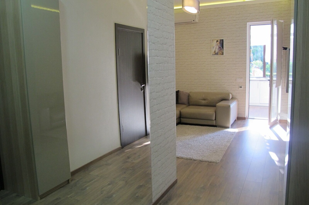Photo 38