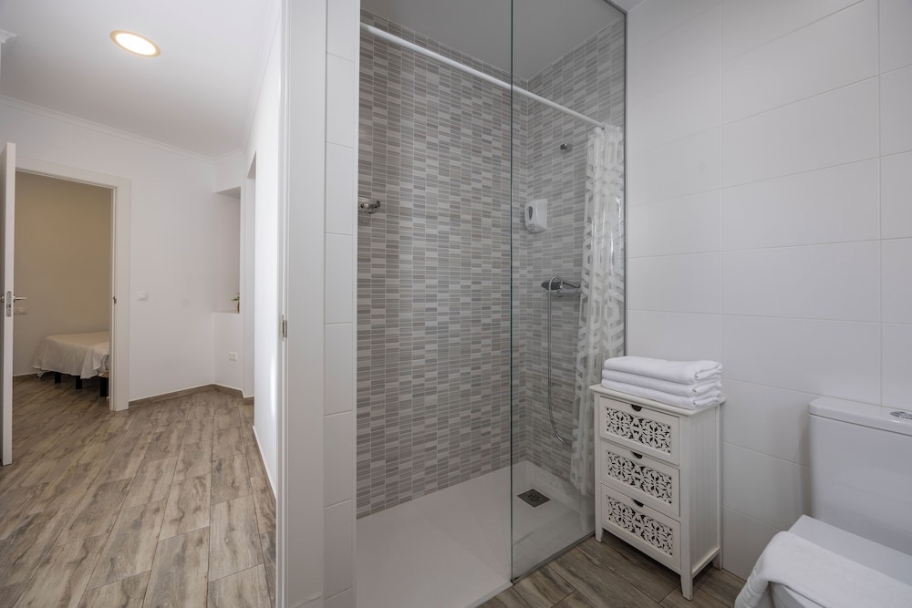 Apartamentos Chorrol