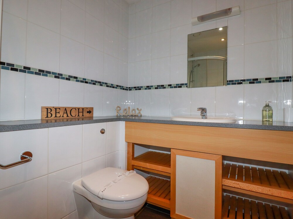 47 Bredon Court