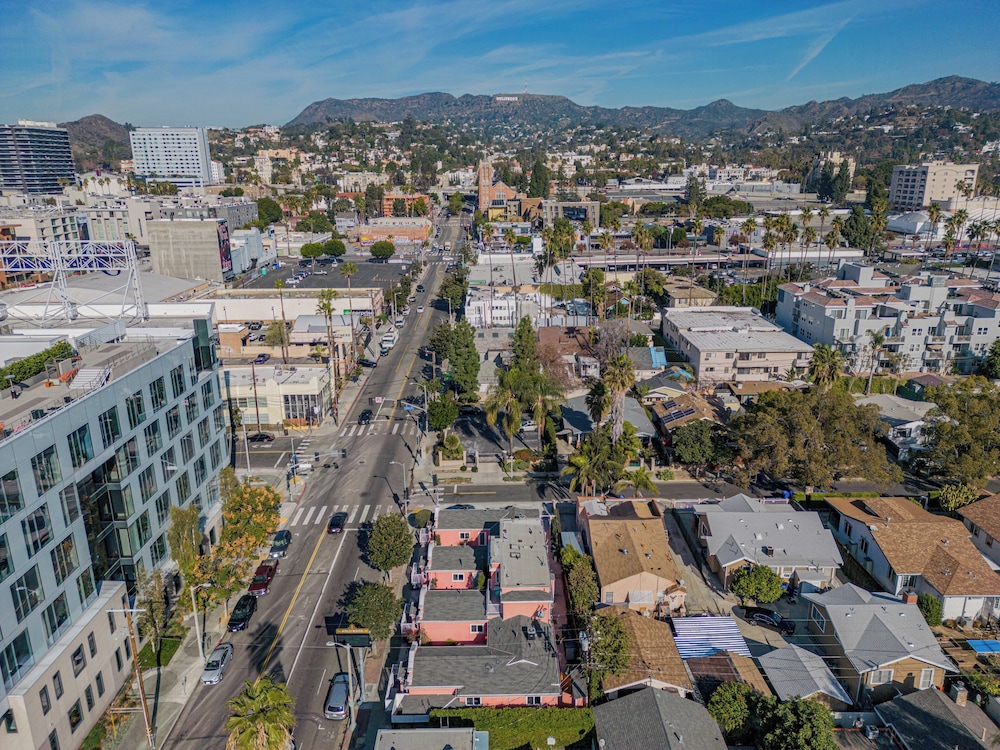 The Gower Street Bungalows by AvantStay