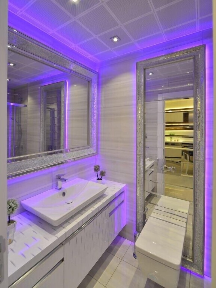 Calista Premium Residence