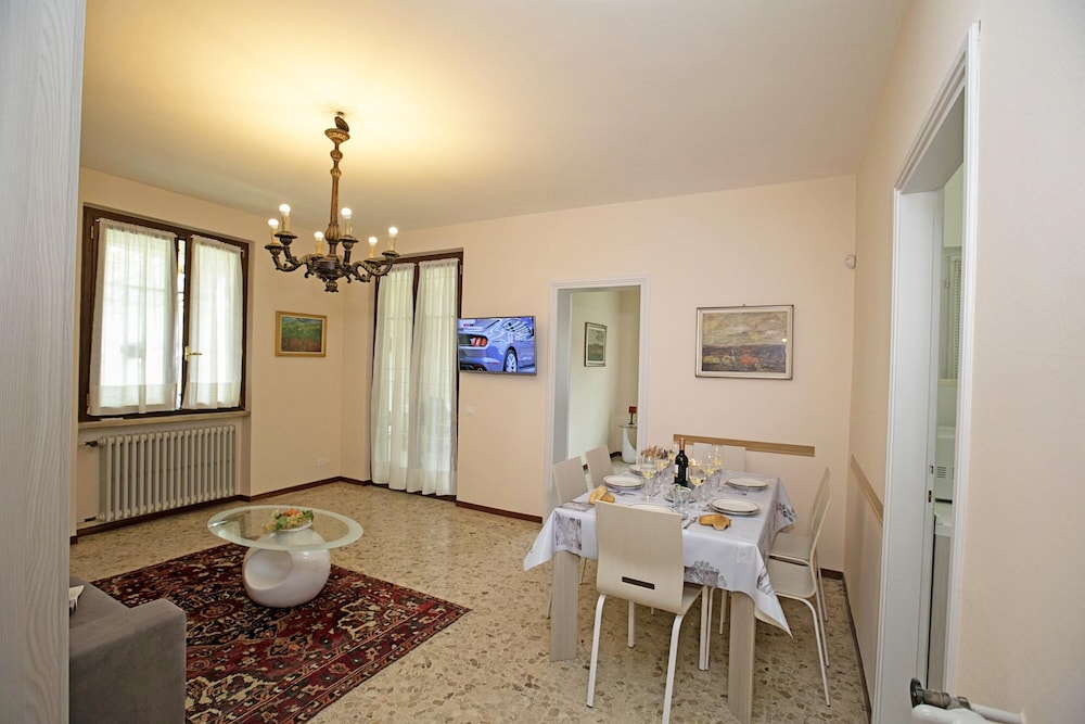 Villa Alberti Appartamento Bruna view 4