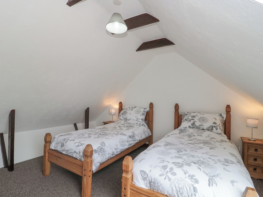 Mistletoe Cottage