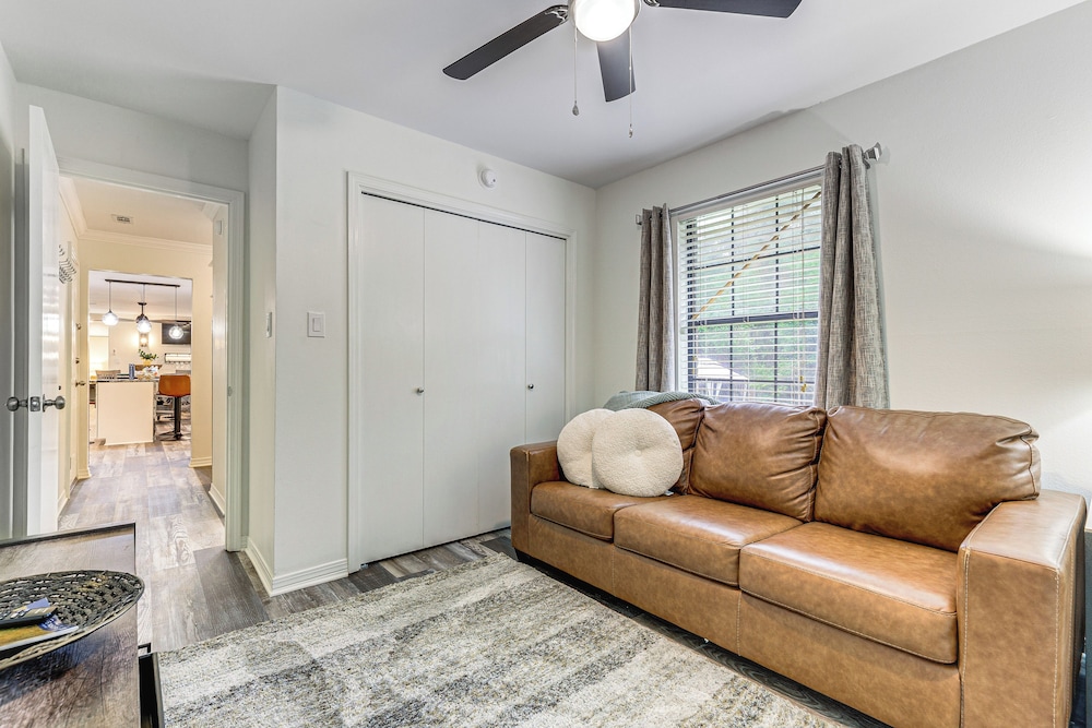 2 Mi to Bay + Beaches: Home w/ Gazebo in Daphne