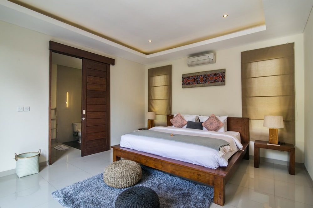 Marijo Villa 2BR Private Pool Mins to Central Ubud