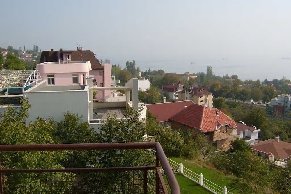 Varna Seaview Residence