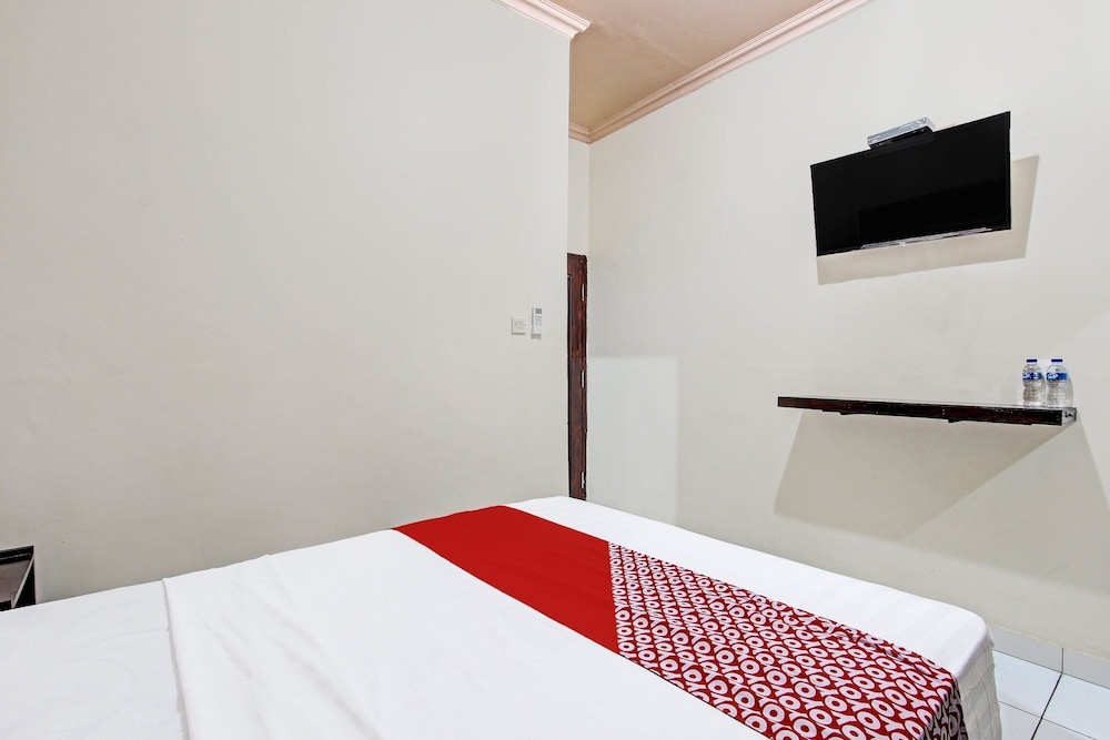 OYO 92289 Hotel Aji Kusuma