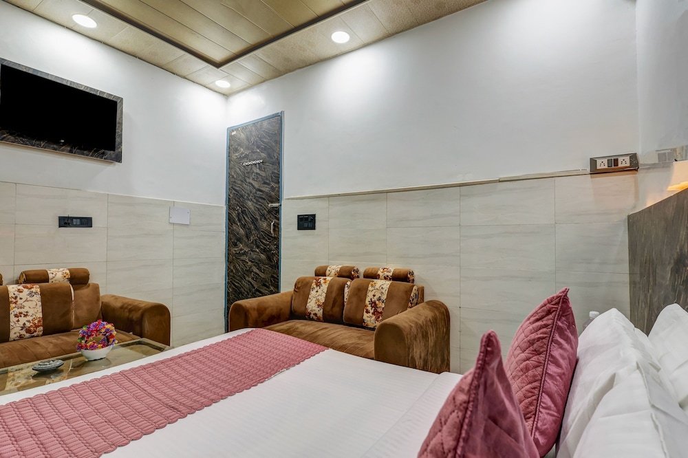 Hotel Revive By The Premium Villa