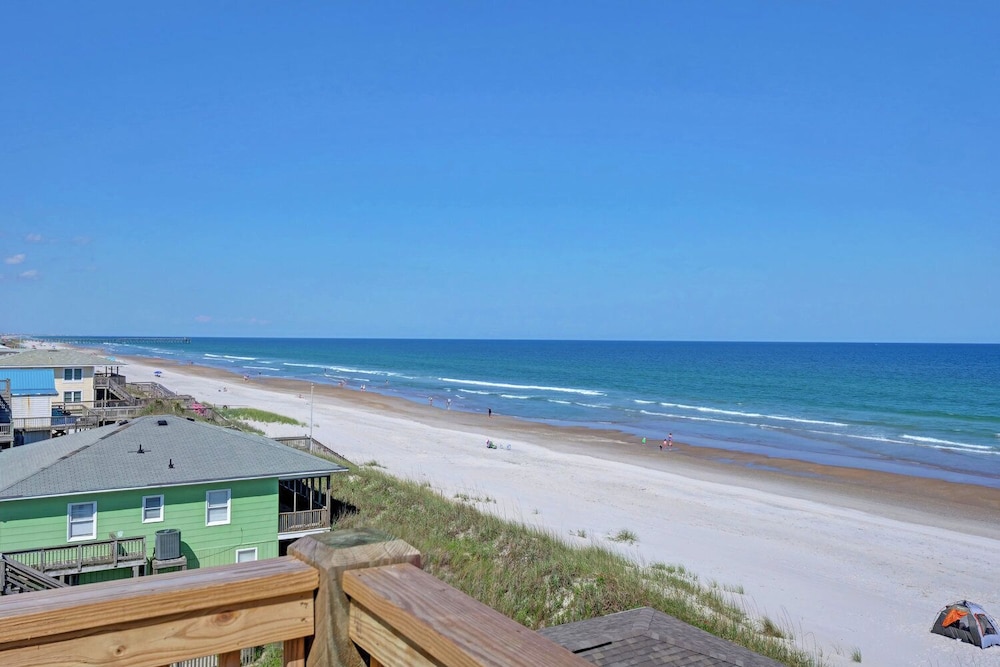 Next to Sea Gallery by Topsail Realty
