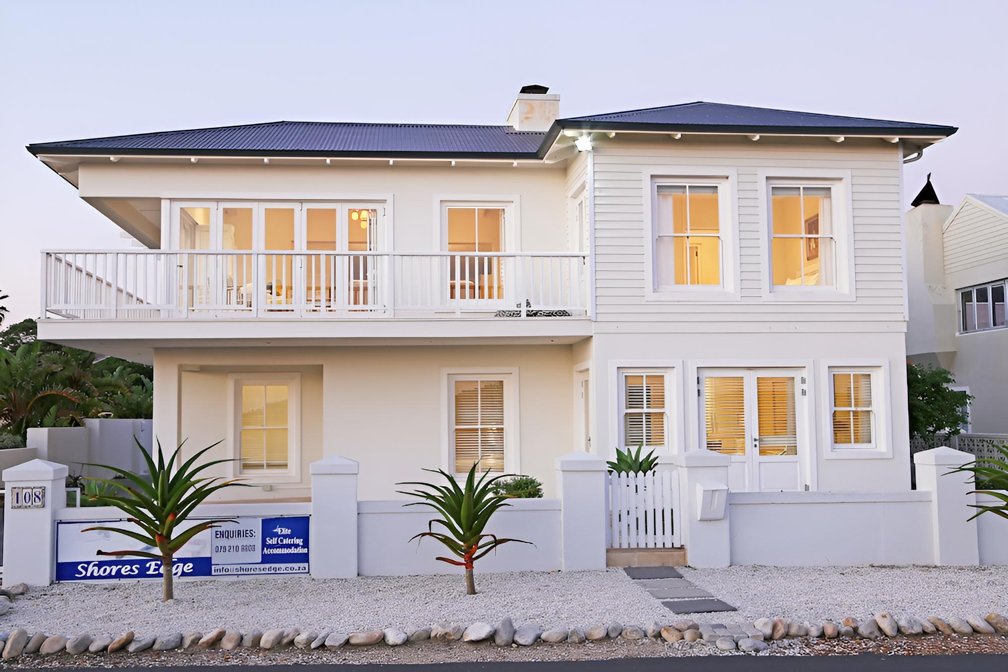 Shores Edge