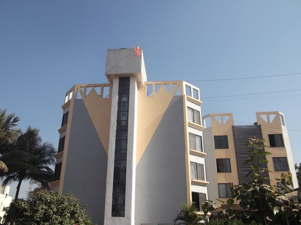 Hotel Nikhil Garden