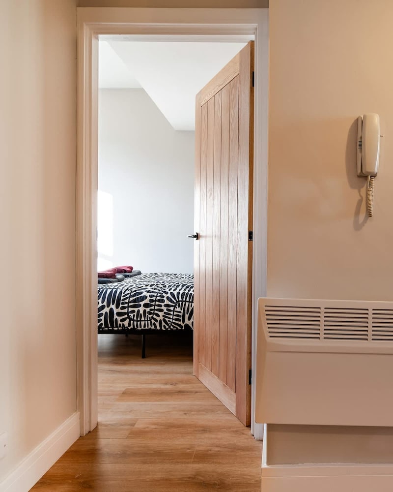2 Bed Flat - Town Centre