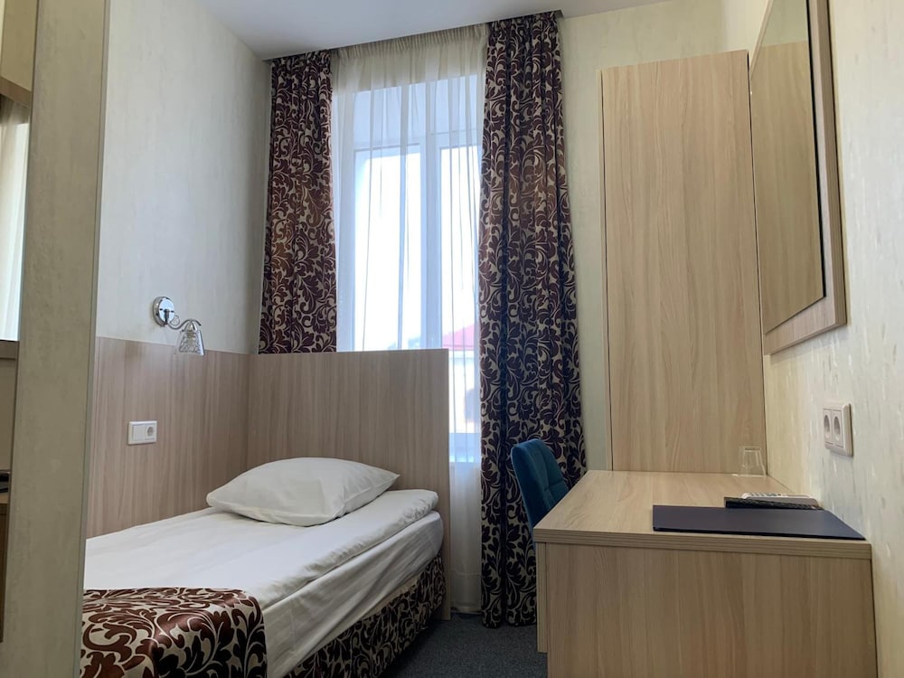 Matrix Hotel