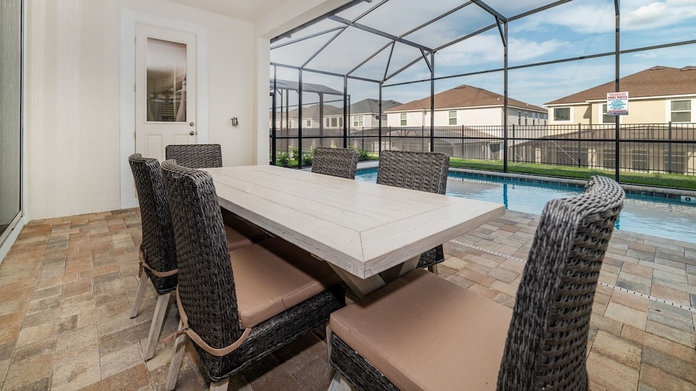 Solara Resort 5 Bedroom Home with Pool+Spa 5 Home