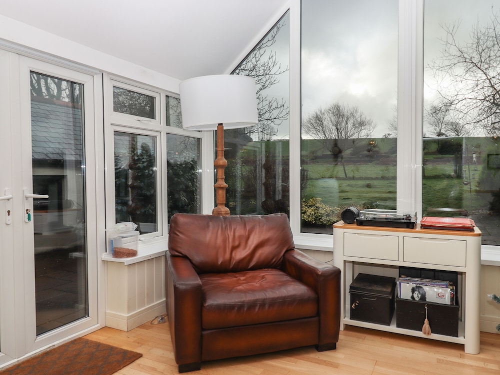 Waterland Farmhouse