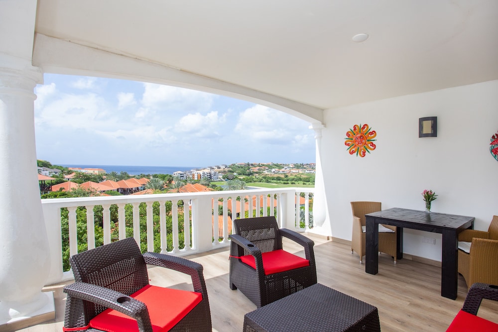 Blue Bay Apartments