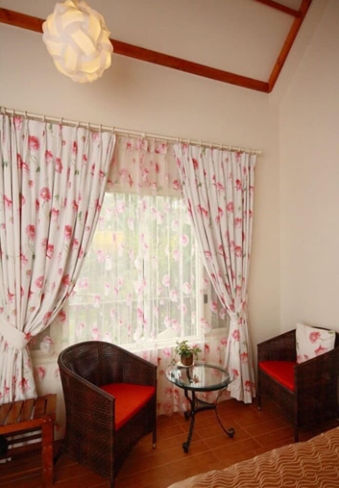Youshuixiang B&B