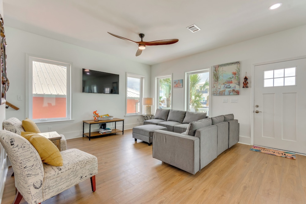 Walk to Beach: Home w/ Ocean View in Navarre!