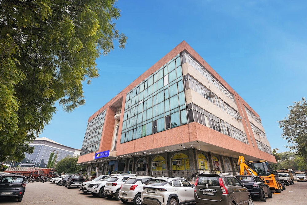 Fabhotel Dsg Residency