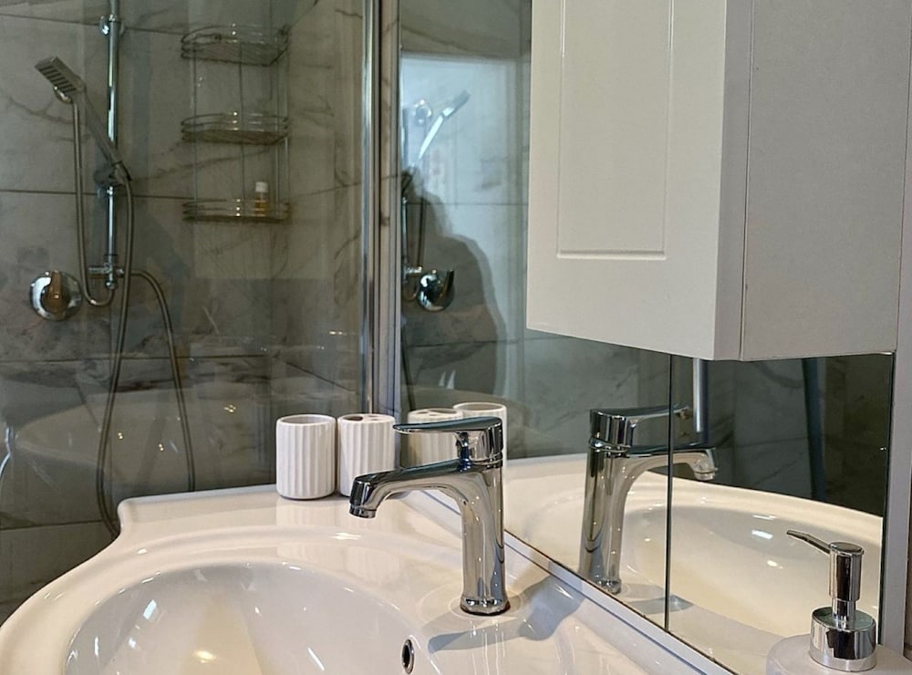Luxury Lovran Apartments With Swimming Pool