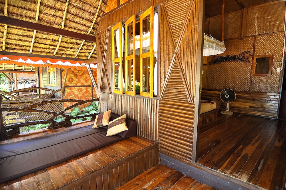 Phi Phi Relax Beach Resort