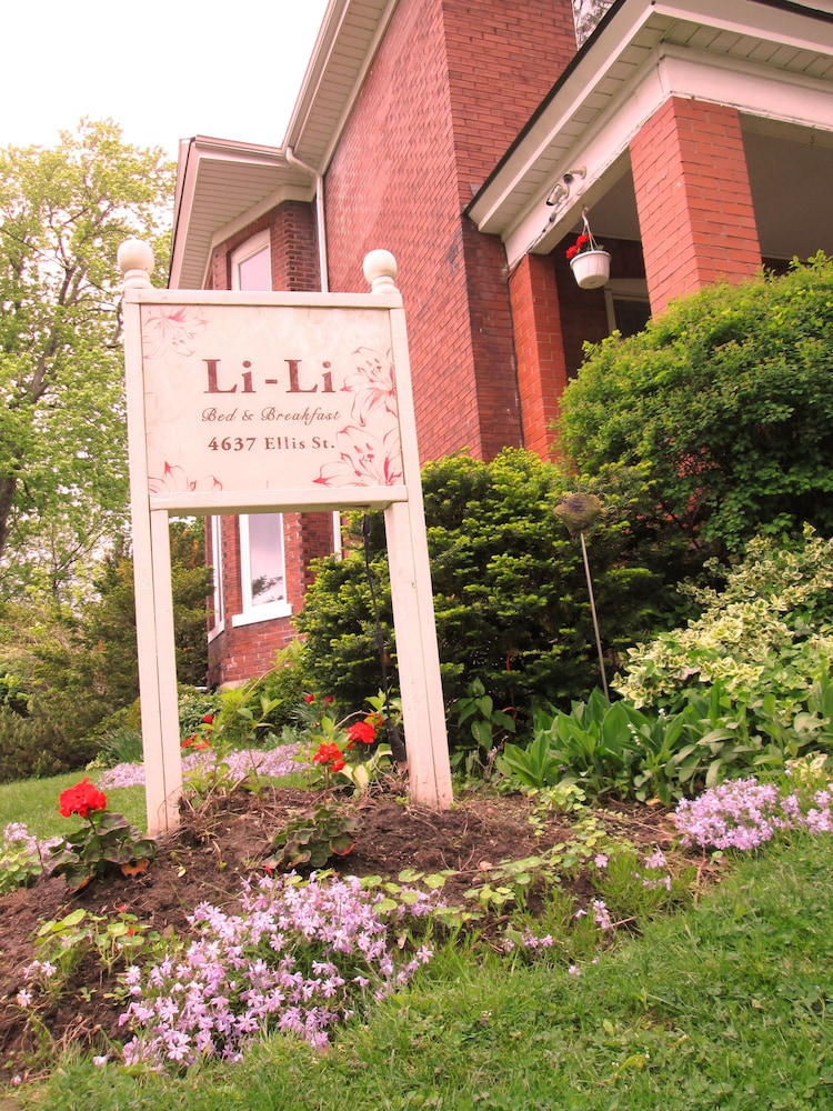 Li-Li Bed & Breakfast