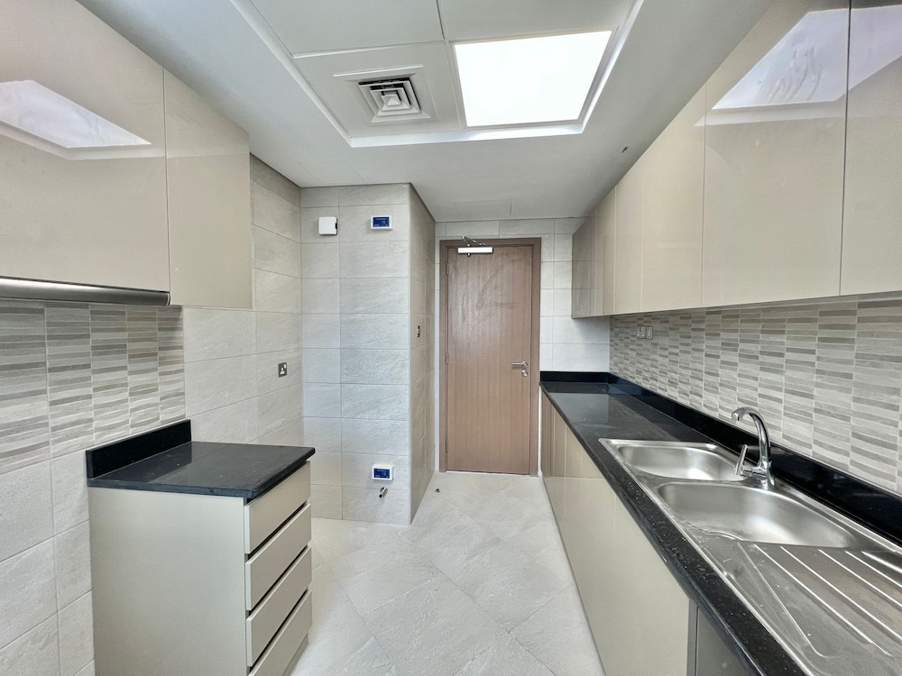 OYO HOME 1473 2 BHK Apartment