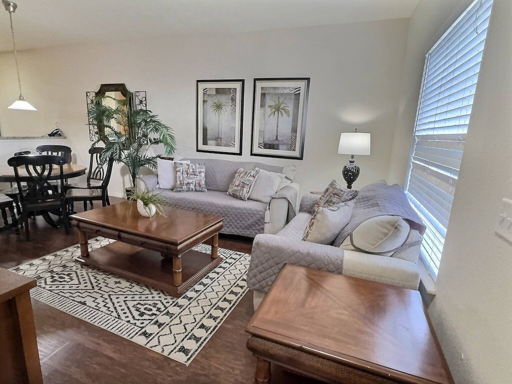Lucaya 3BR Townhome 15min to Disney Gated
