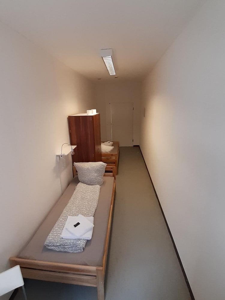 2-Rent Group Hostel Zimmer&Apartments GKP2