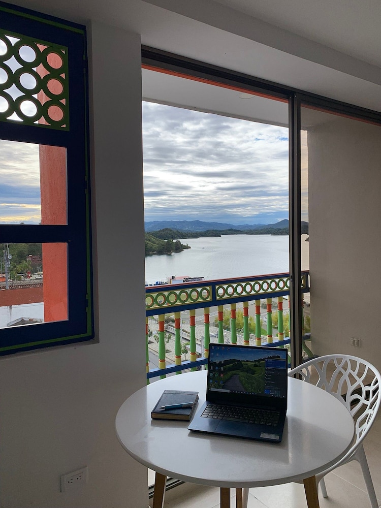 Edificio San Jose Parque Guatape