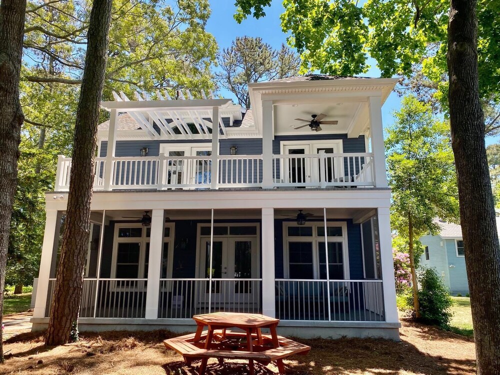 Laurel Street 114