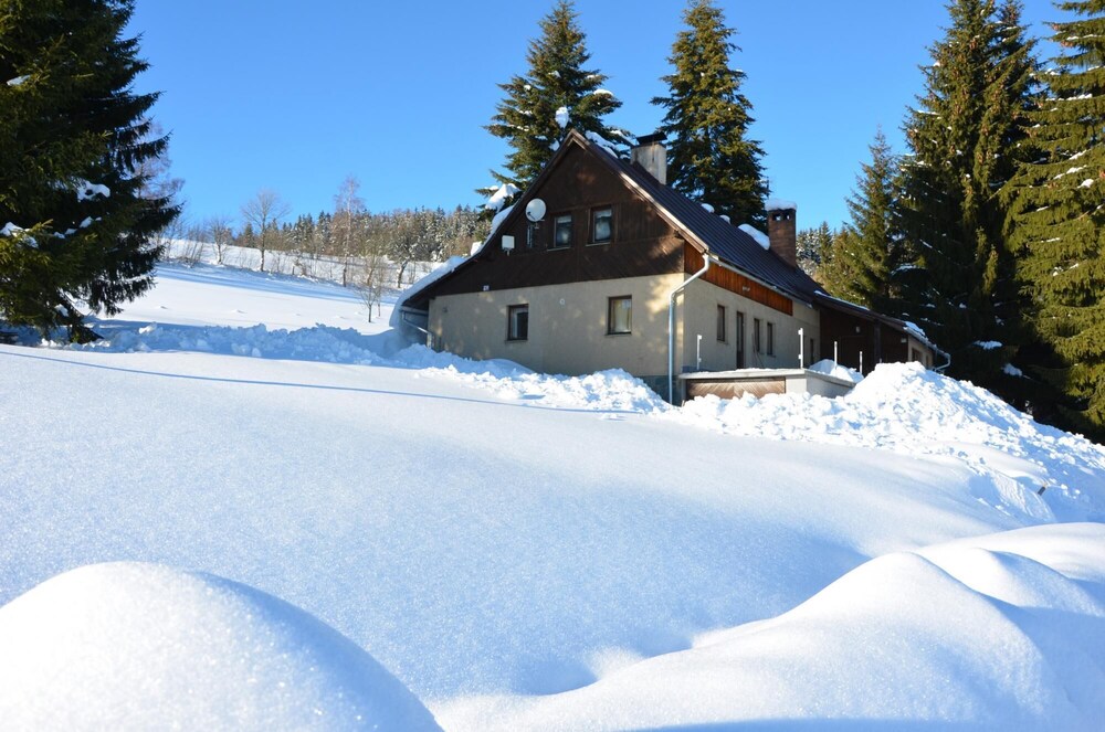Mountain Chalet Hoja 3