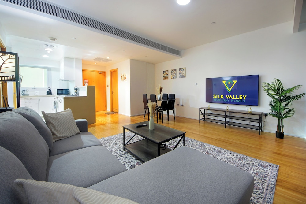 Silk Valley - Luxury 1B near Raha Beach