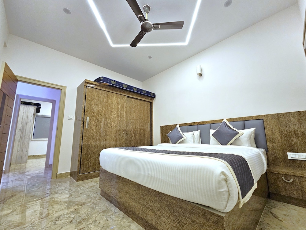 City Seviced Apartment