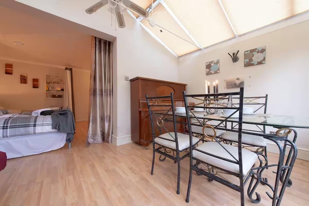 3bedroom Sleeps8 Parking Familyfriendly Nearexcel