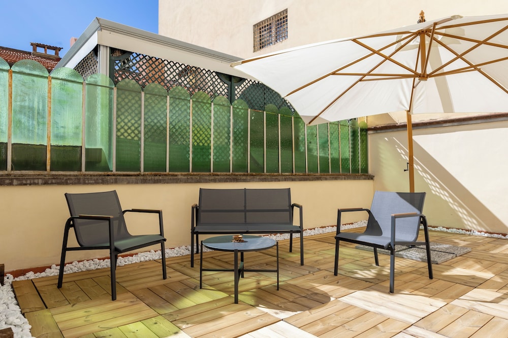 Pier Capponi 17 Room & Suites